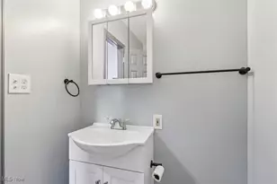 164 Burrows St, Geneva, OH 44041 - Photo 23