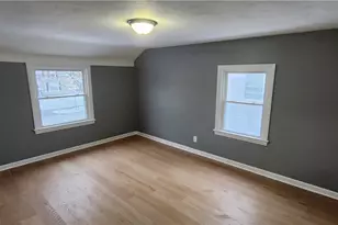 17418 Biltmore Ave, Loveland, OH 44128 - Photo 11