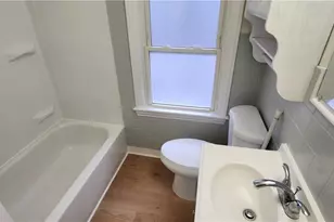 17418 Biltmore Ave, Loveland, OH 44128 - Photo 9