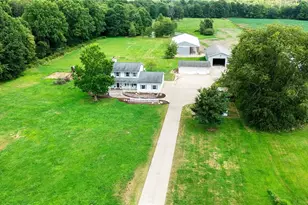 7686 Peck Rd, Ravenna, OH 44266 - Photo 9