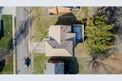 211 Donnell Street, Weirton, WV 26062 - Photo 33