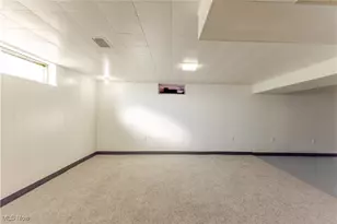 211 Donnell St, Weirton, WV 26062 - Photo 25