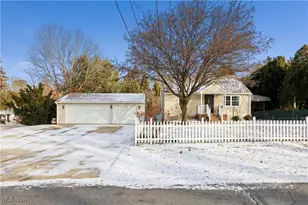 323 Tyson Ave, Akron, OH 44319 - Photo 49