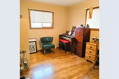 14621 Saint James Avenue, Loveland, OH 44135 - Photo 11