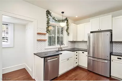 141 Storer Avenue, Akron, OH 44302 - Photo 7