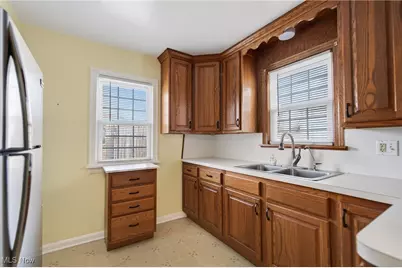 6410 El Mar Drive NW, North Canton, OH 44720 - Photo 19