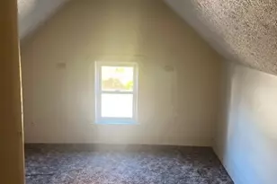 582 Corice St, Akron, OH 44311 - Photo 5