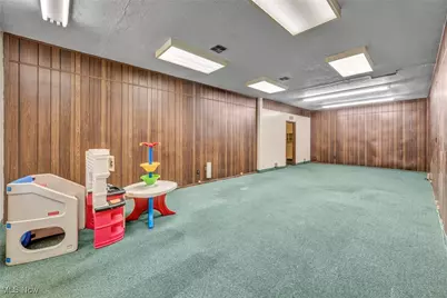 401-403,405 Broadway Avenue, Bedford, OH 44146 - Photo 29