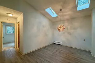 102 Burlington Oval Dr, Chardon, OH 44024 - Photo 11