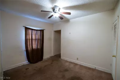 1040 Mercer Avenue, Akron, OH 44320 - Photo 15