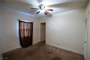 1040 Mercer Ave, Akron, OH 44320 - Photo 15