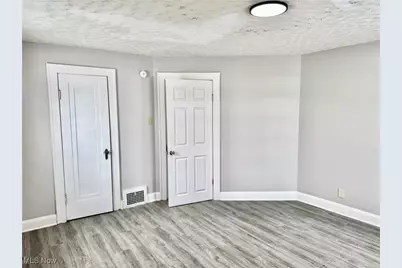 900 Roslyn Avenue SW, Canton, OH 44710 - Photo 19