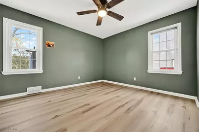 28785 Hazel Avenue, Wickliffe, OH 44092 - Photo 7