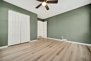 28785 Hazel Ave, Wickliffe, OH 44092 - Photo 9