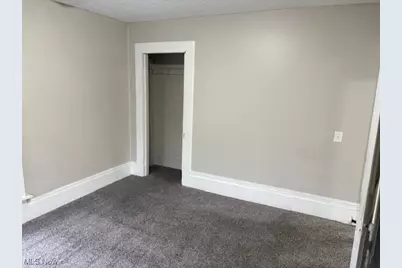 346 1/2 2nd Street NE, New Philadelphia, OH 44663 - Photo 9