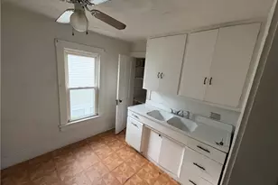 248 7th St NW, Barberton, OH 44203 - Photo 3