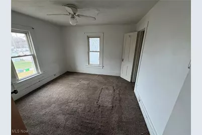 248 7th Street NW, Barberton, OH 44203 - Photo 11