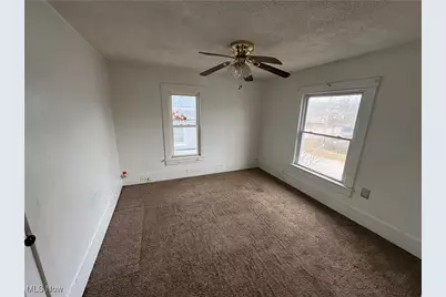 248 7th Street NW, Barberton, OH 44203 - Photo 5