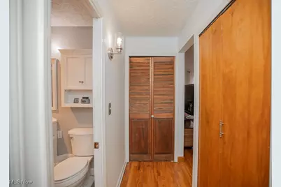 299 Inwood Boulevard, Avon Lake, OH 44012 - Photo 9