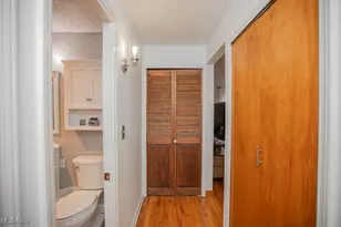 299 Inwood Blvd, Avon Lake, OH 44012 - Photo 9