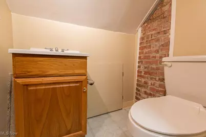 299 Inwood Boulevard, Avon Lake, OH 44012 - Photo 17