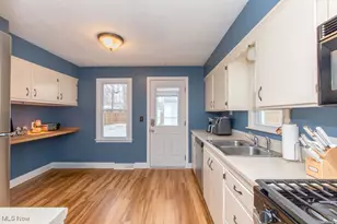 299 Inwood Blvd, Avon Lake, OH 44012 - Photo 7