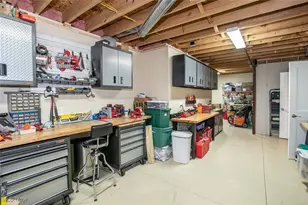 355 Wakefield Run Blvd, Hinckley, OH 44233 - Photo 37