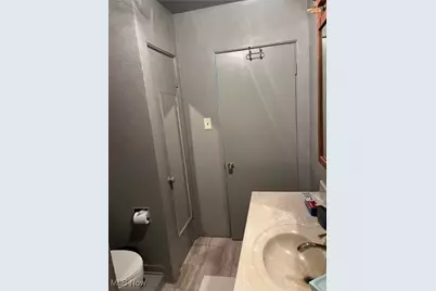 65141 Three Hills Drive, Bellaire, OH 43906 - Photo 33