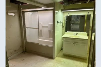 13222 Atwater Avenue NE, Alliance, OH 44601 - Photo 23