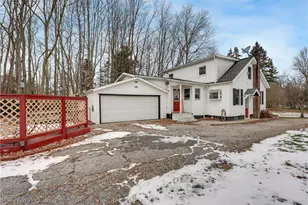 8382 Euclid Chardon Rd, Kirtland, OH 44094 - Photo 5