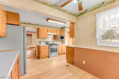 8382 Euclid Chardon Road, Kirtland, OH 44094 - Photo 19