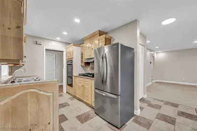 614 Weller, Elyria, OH 44035 - Photo 11