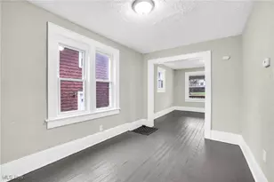 427 Black St, Akron, OH 44306 - Photo 11