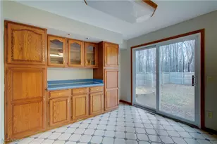 6443 Chase Dr, Mentor, OH 44060 - Photo 11