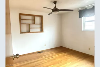 225 Petrick Ave, Mingo Junction, OH 43938 - Photo 15