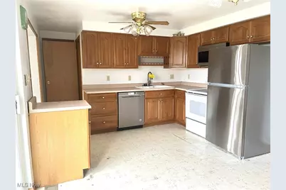 225 Petrick Ave, Mingo Junction, OH 43938 - Photo 7