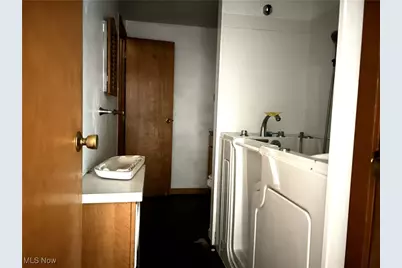 225 Petrick Ave, Mingo Junction, OH 43938 - Photo 13