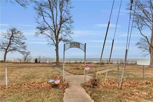 226 Sunset Rd, Avon Lake, OH 44012 - Photo 35