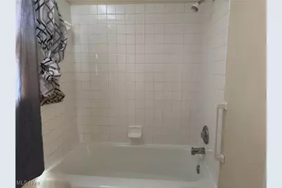 52 Willow Drive #1, Youngstown, OH 44512 - Photo 7