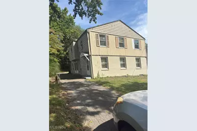 52 Willow Drive #1, Youngstown, OH 44512 - Photo 1