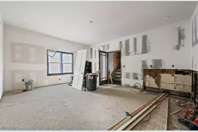 91 Union Avenue SE, Minerva, OH 44657 - Photo 3