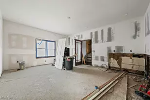 91 Union Ave SE, Minerva, OH 44657 - Photo 3