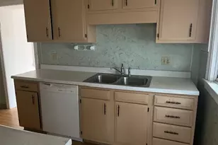 2351 S Freedom Ave, Alliance, OH 44601 - Photo 9