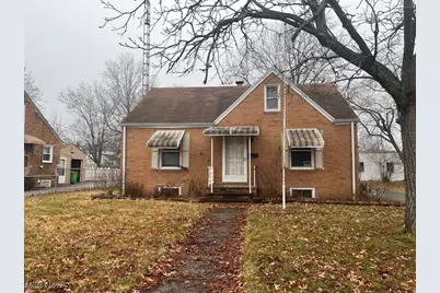 2351 S Freedom Avenue, Alliance, OH 44601 - Photo 1