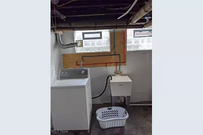 10918 Ashbury Avenue, Loveland, OH 44106 - Photo 9