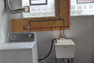 10918 Ashbury Ave, Loveland, OH 44106 - Photo 9