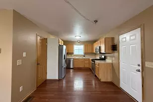 244 5th St NE, Barberton, OH 44203 - Photo 9