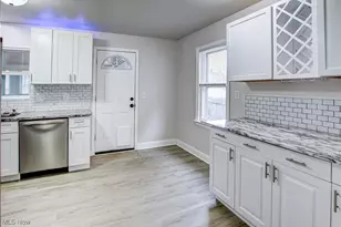 11916 Wayland Ave, Loveland, OH 44111 - Photo 9