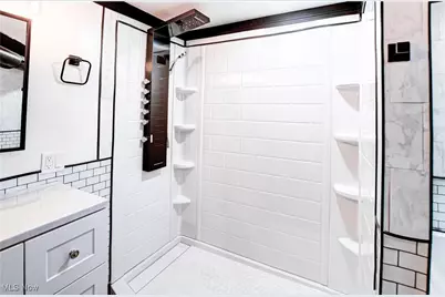 11916 Wayland Avenue, Loveland, OH 44111 - Photo 37