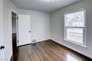 11916 Wayland Ave, Loveland, OH 44111 - Photo 15